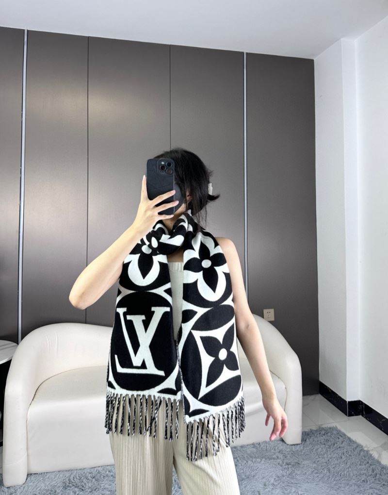 Louis Vuitton Scarf